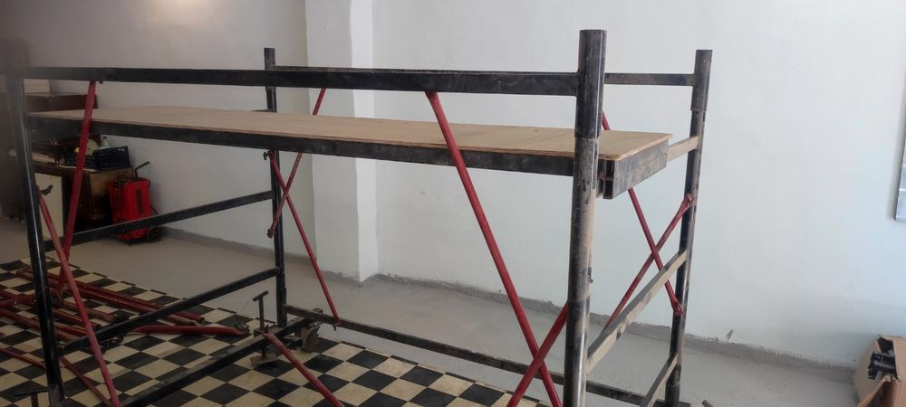 Вышка для монтажных работ на высоте рабочая высото 6м