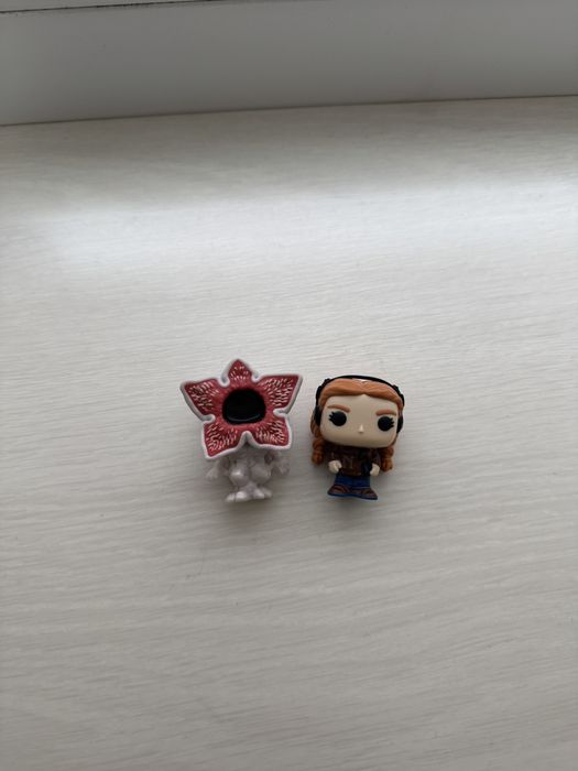 Колекційні фігурки Stranger Things