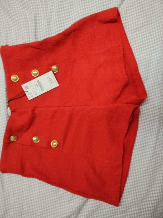 Calção vermelho Stradivarius tamanho 40 novo com etiqueta