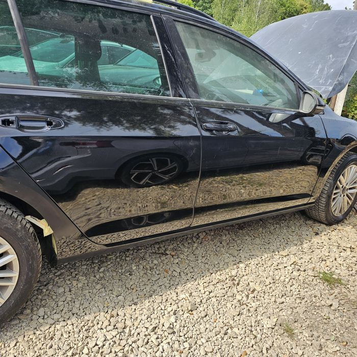 Blacharstwo-Lakiernictwo .Lakiernik samochodowy.Wyślij zdjecie element