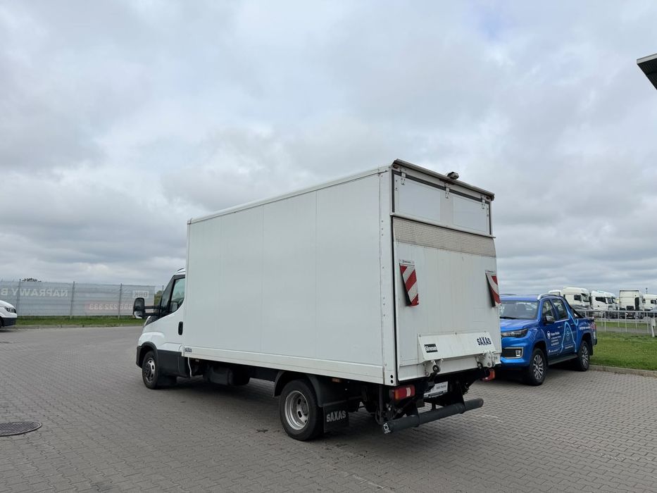 Iveco 35C16  IVECO DAILY 35C16 KONTENER + WINDA | 2024 | 66 676 KM | 8 EP