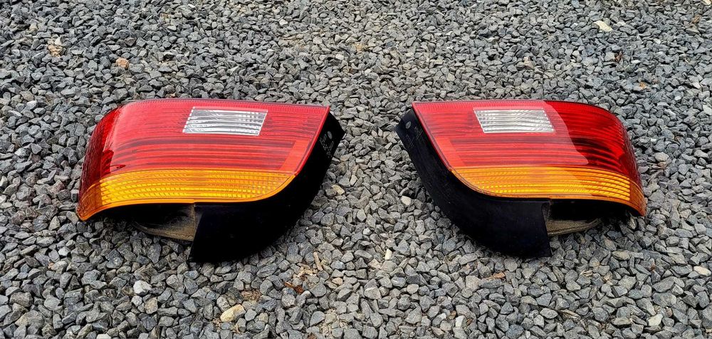 Lampy tył BMW 5 E39 SEDAN lift HELLA