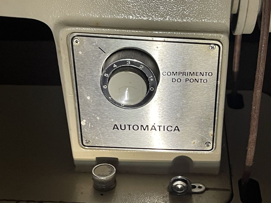 Maquina de costura