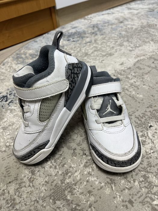 Дитячі кросівки nike jordan spizike low 25р