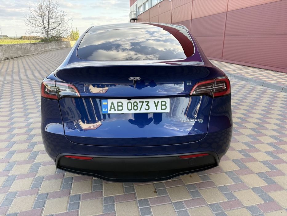 Продам Tesla Model Y