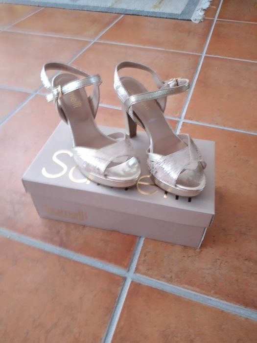 BAIXA PREÇO - Sandálias de cerimonia, tamanho 38