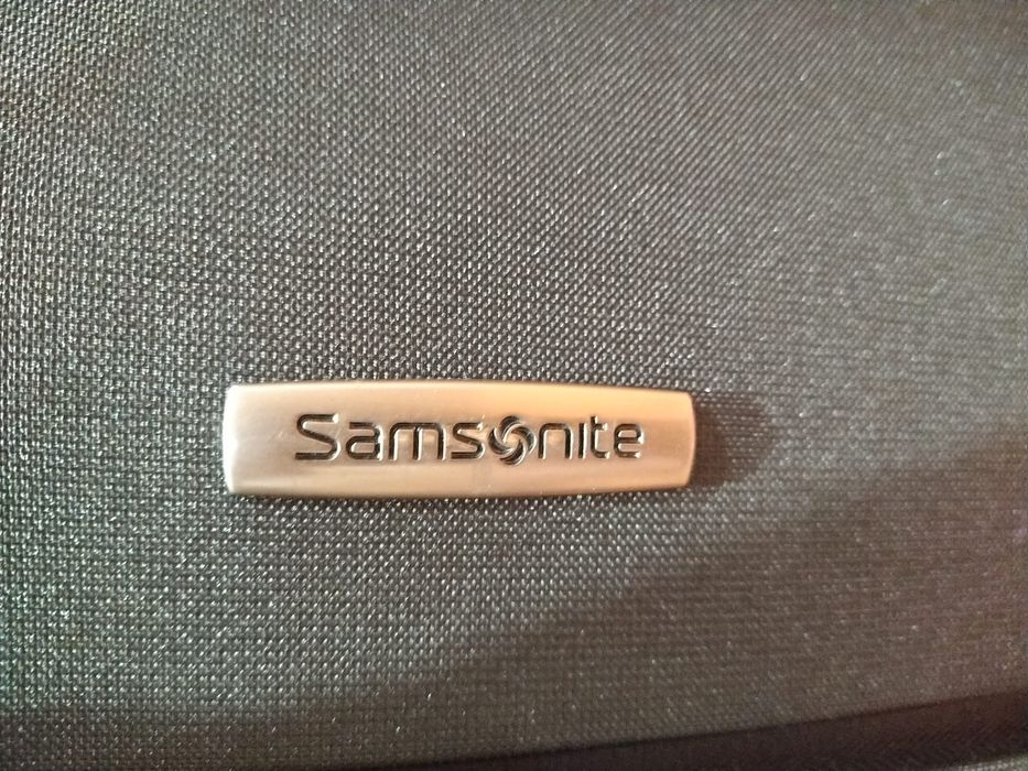 Mala malas de porão até 23 kg viagem casa quarto apartamento vivenda.