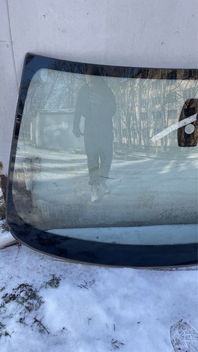 Лобовое стекло BMW X6 E71 оригинал