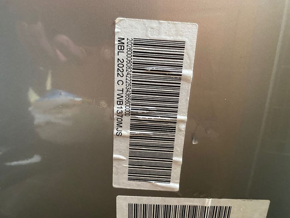 Lodówka lodówko-zamrażarka Ariston 200cm mbl2022 c