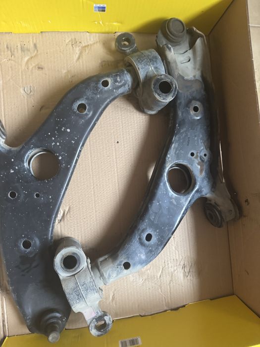 Ричаги  оригінал передні мазда 6 2016