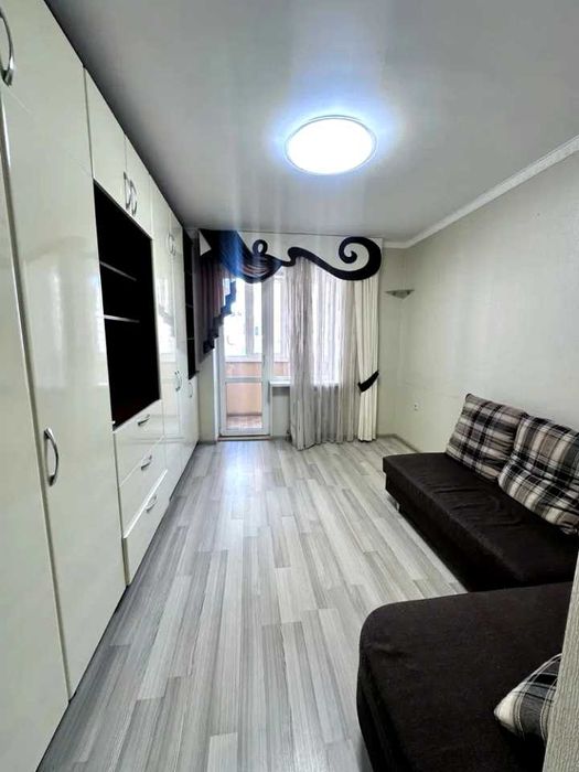 Продам 3х комн кв м Левада (Гагарина) 4/9 с капитальным ремонтом