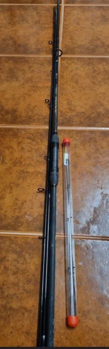 2 canas feeder mikado 3.90 como novas