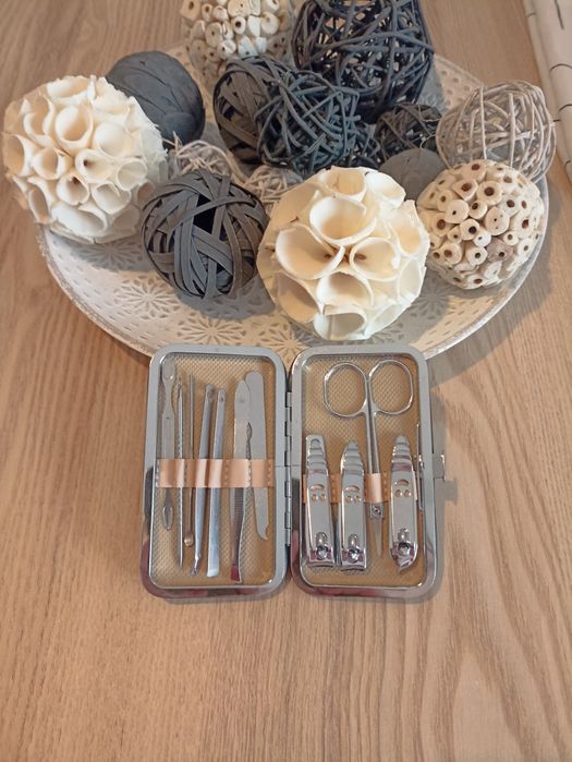 Kit de manicure com padrão lindo