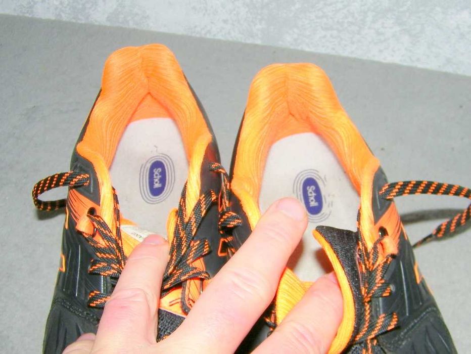 ASICS BLAST FF - 1071A002 - Lekkie Halówki - rozm 40 - IDEALNE !!!