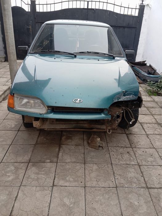 Автомобіль ваз 2115