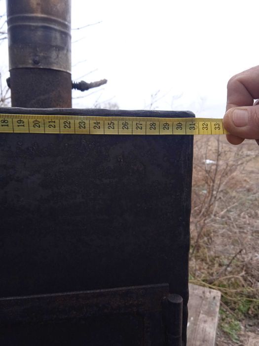 Буржуйка з трубою