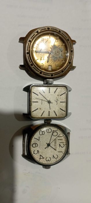 Продаються механічні годинники ссср