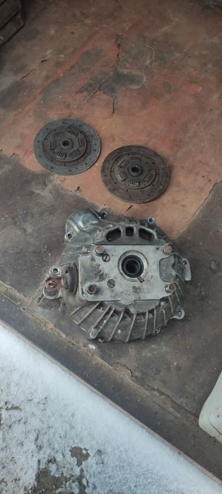 Стартер,кожух сцепления , запчасти на Москвич