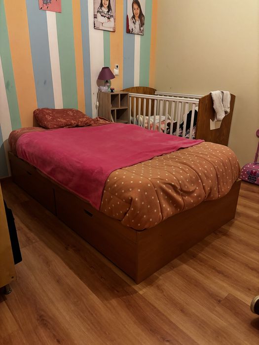 Cama solteiro com gavetões