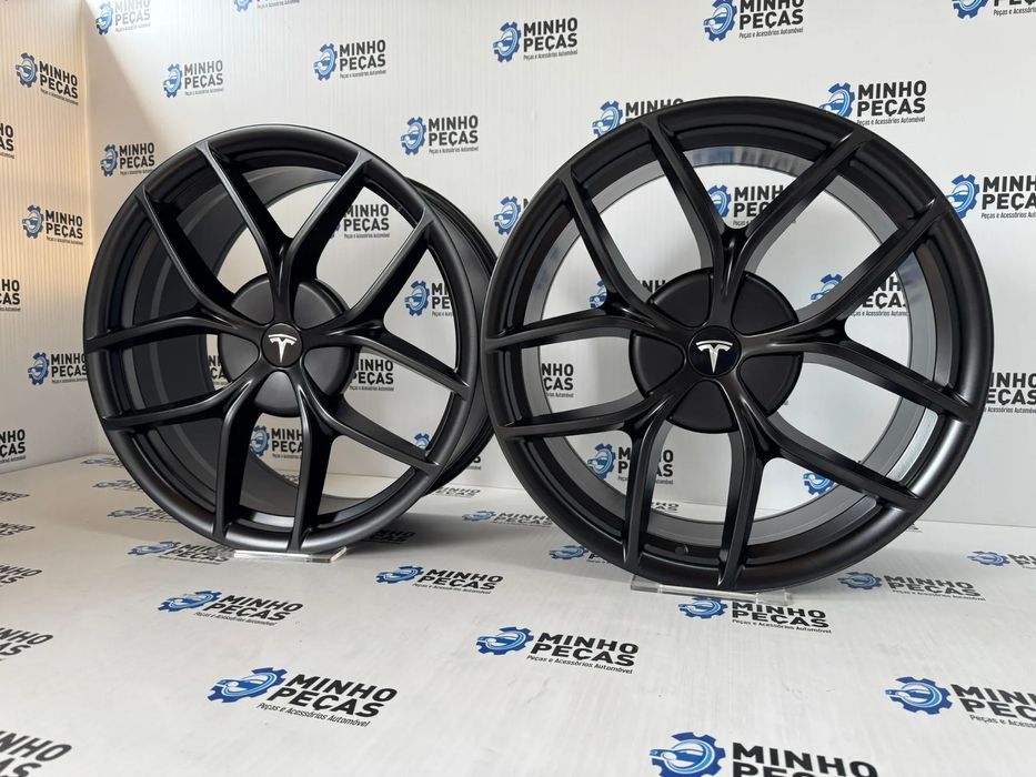Jantes Look Tesla Model S em 20 (5x114.3) Preto Matte