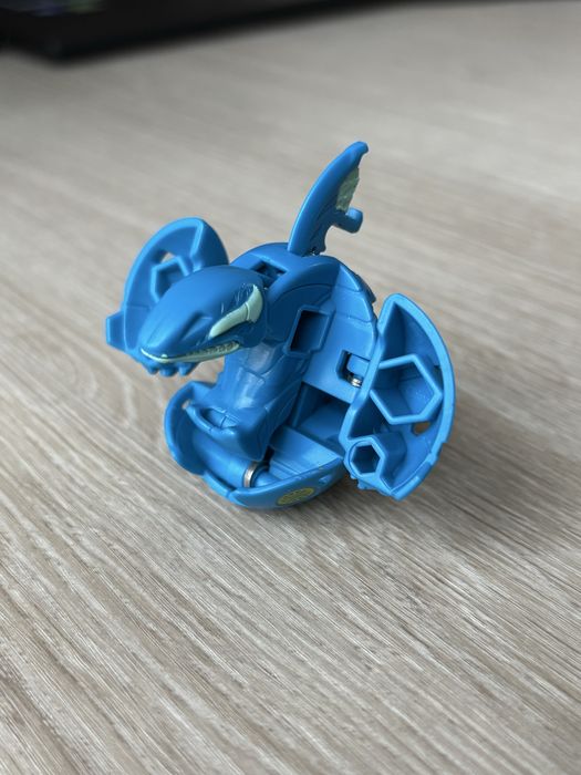 Бакуган Воріор Уейл Генезіс