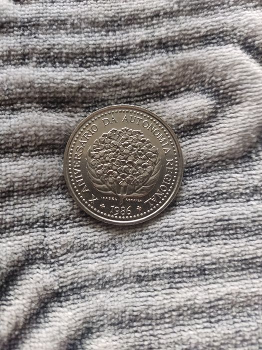 Moedas Escudos Comemorativas