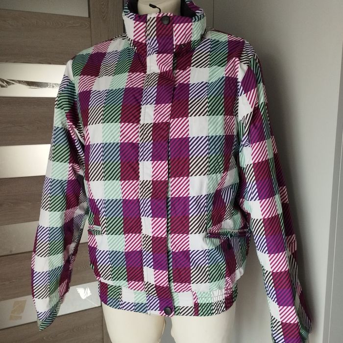 Kurtka zimowa Temster funkcyjna ,bez kaptura
Kratka,paski
Rozmiar L