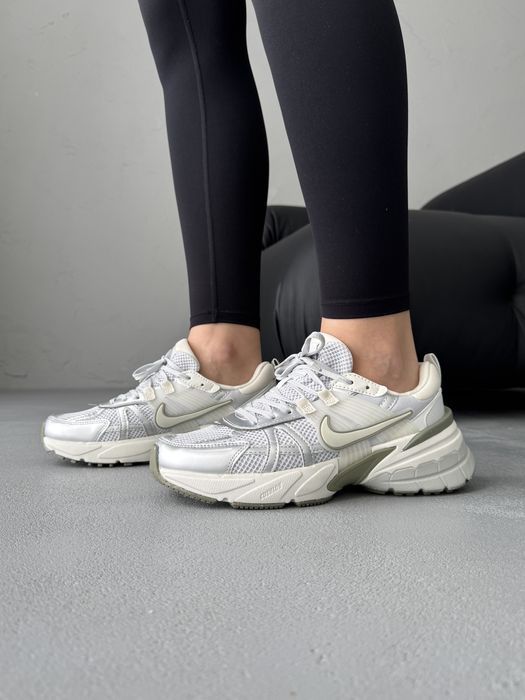 Кросівки Кроссовки Nike V2K Runtekk Silver Olive White демісезон