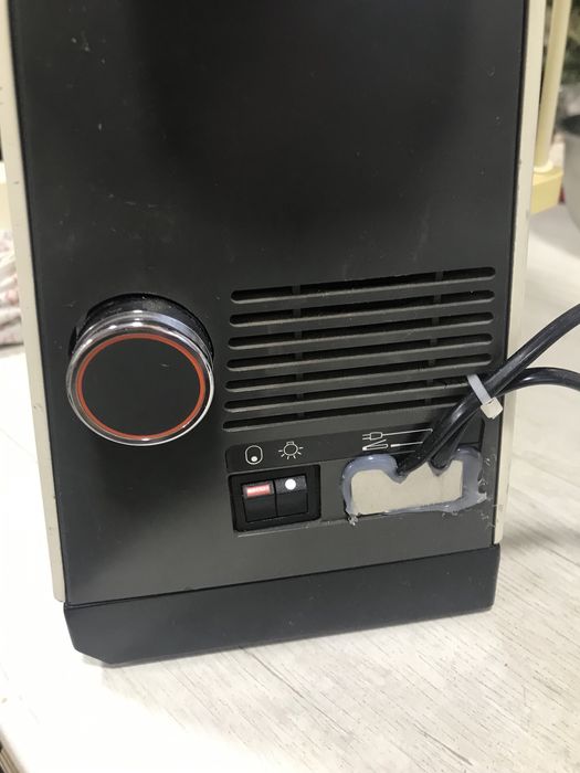 Швейна машинка в-во Японія