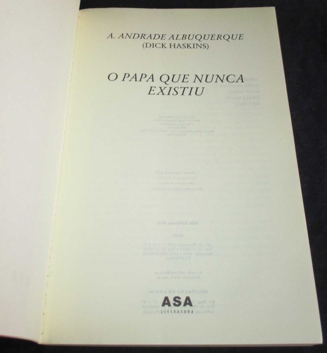 Livro O Papa que nunca existiu António Andrade Albuquerque