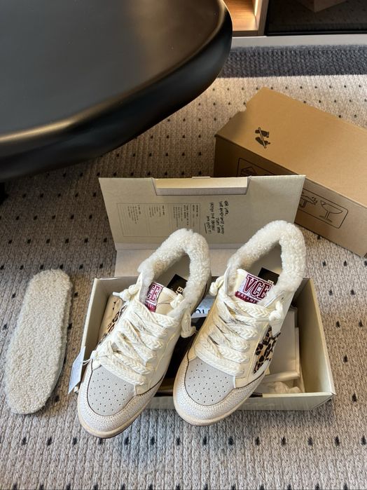 Голден Гус , Golden goose