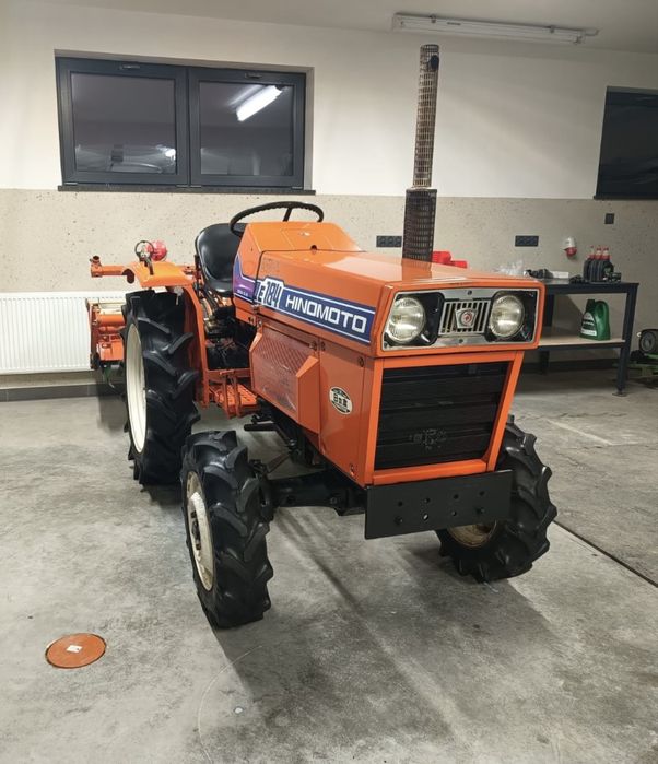 Japonski mini traktorek hinomoto kubota e184 18km 4x4 diesel glebogryz