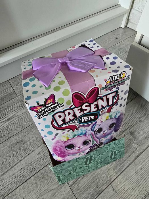Present Pets Tęczowa Wróżka Piesek interaktywny