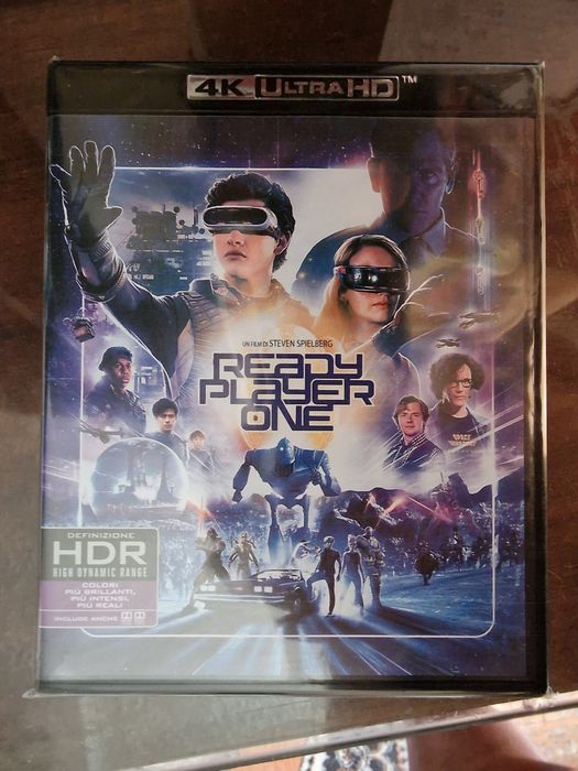 Диск в формате Blu-ray Ultra HD - Первому игроку приготовиться