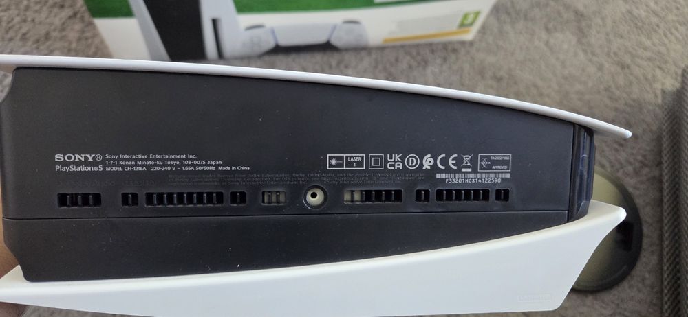 PlayStation 5 z napędem