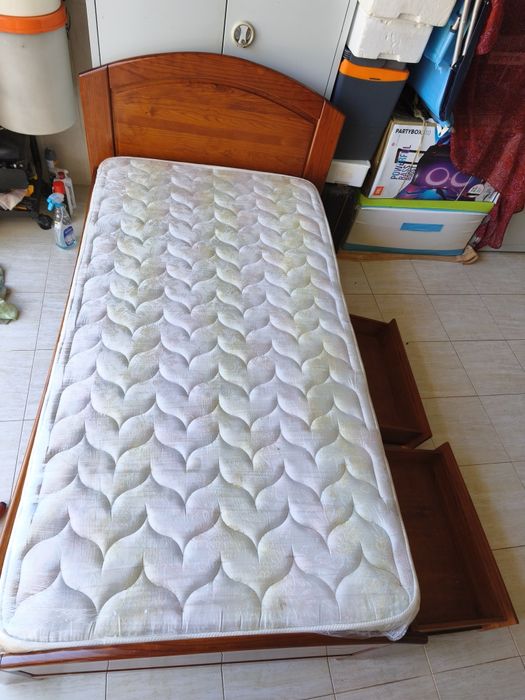 Cama solteiro colchão ortopédico