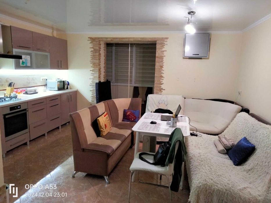 Продам квартиру в кирпичном доме с ремонтом