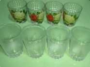 Стеклянные стаканы