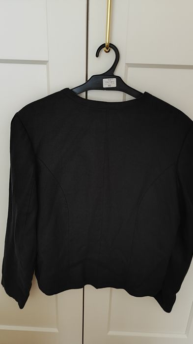 2 żakiety  czarne, rozm 44