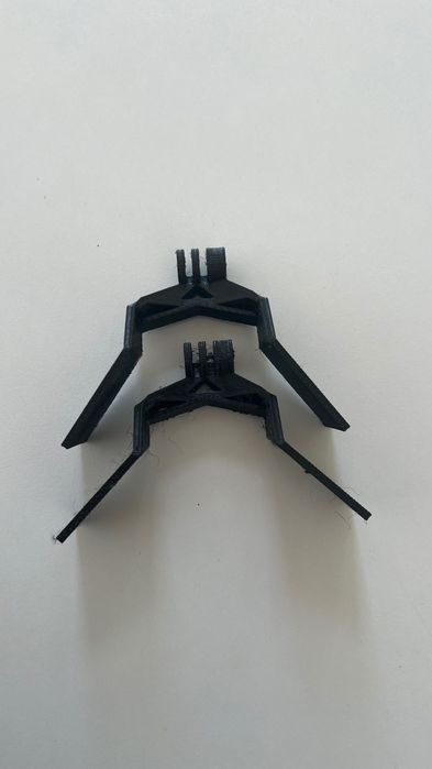 Suporte de capacete GoPro.