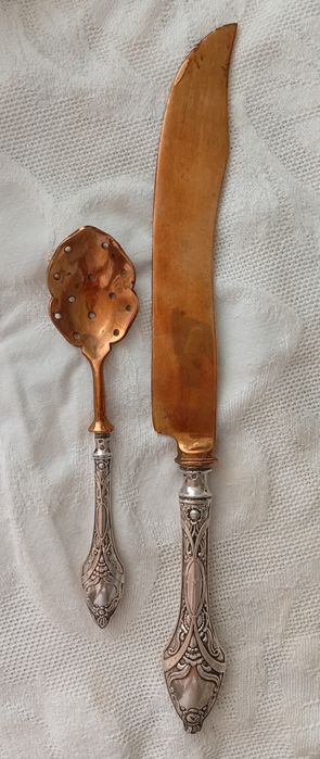 Conjunto de Servir Vintage em Prata Contratada e Banho de Ouro