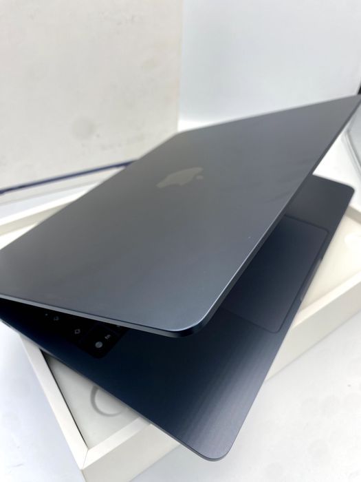 Apple MacBook Air 13“ M4 16/256GB Midnight (MW123) 2025