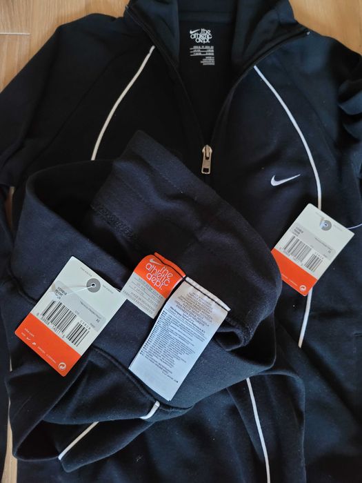 NIKE sportowy oryginalny logowany nowy dres