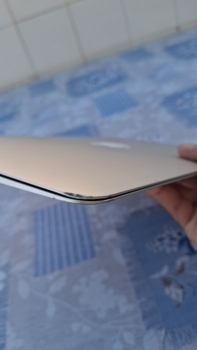 MacBook Air 11" (2015) - 8GB RAM / 500GB SSD + Carregador Νονο