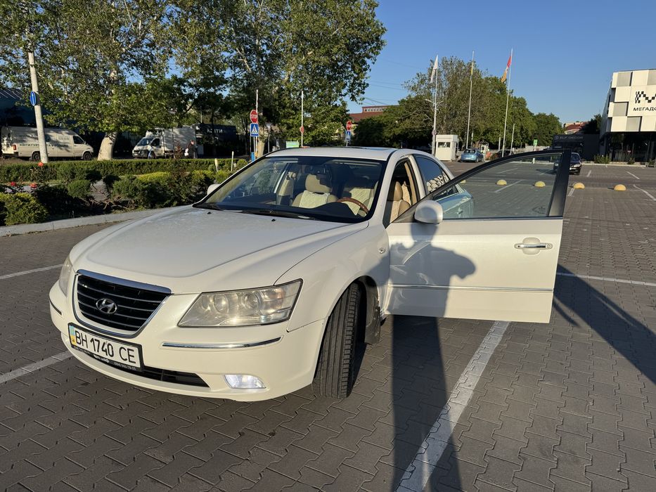Hyundai sonata nf 2008 авто в гарному  робочому стані. Нещодавно було проведно  ТО