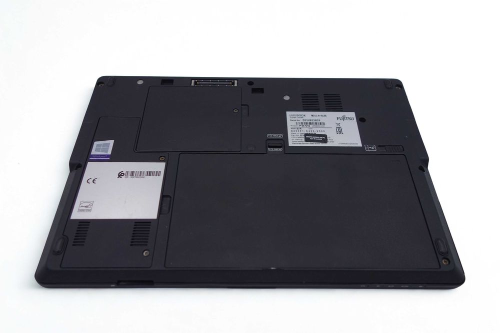 Laptop Używany Fujitsu u727 12,5" HD I5 8GB 128 SSD W11 GW FV
