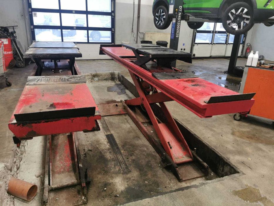 Podnośnik nożycowy  OMER FOX 36 warsztatowy diagnostyczny geometria