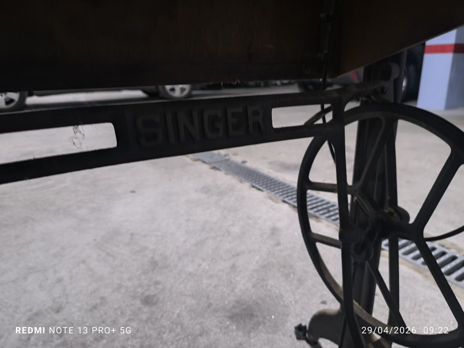 Vendo maquina de costura Singer