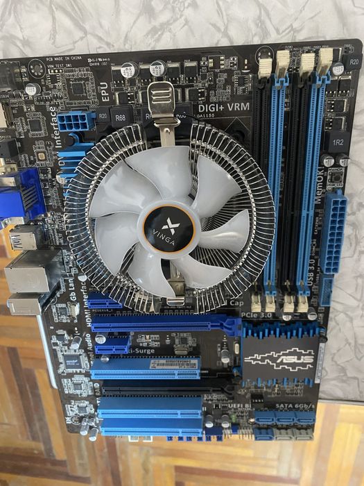 Материнська плата P8H77-V LE з дефектом