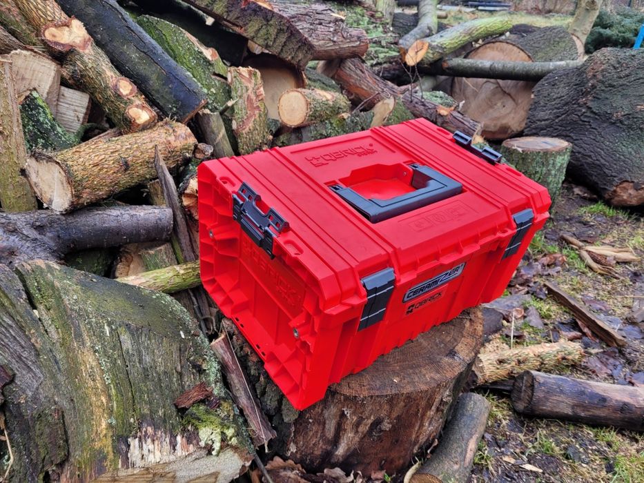 Skrzynka narzedziowa QBRICK PRO Toolbox 2.0 Red Ultra HD Custom